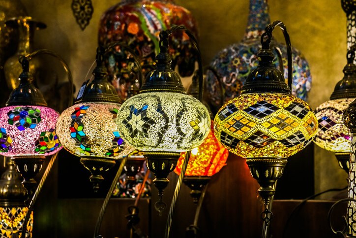 Antique buyers Atlantis Florida. Updated 2025